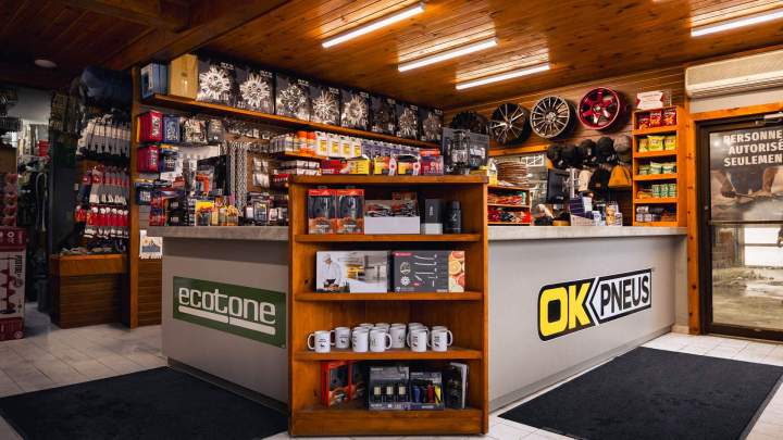 Distribution de pneus Ville-Marie